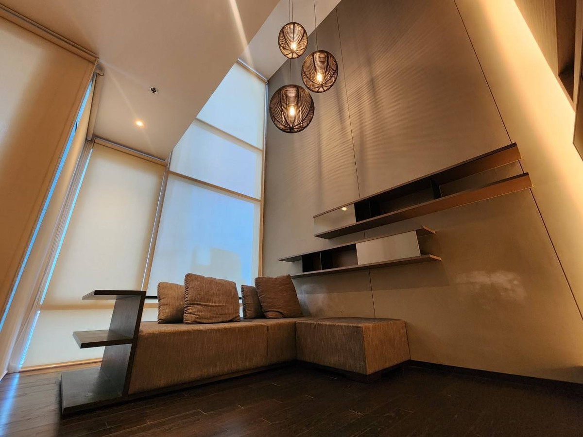 For SaleCondoRatchathewi,Phayathai : for sale condo Villa Rachatewi Duplex (S03-2180S)