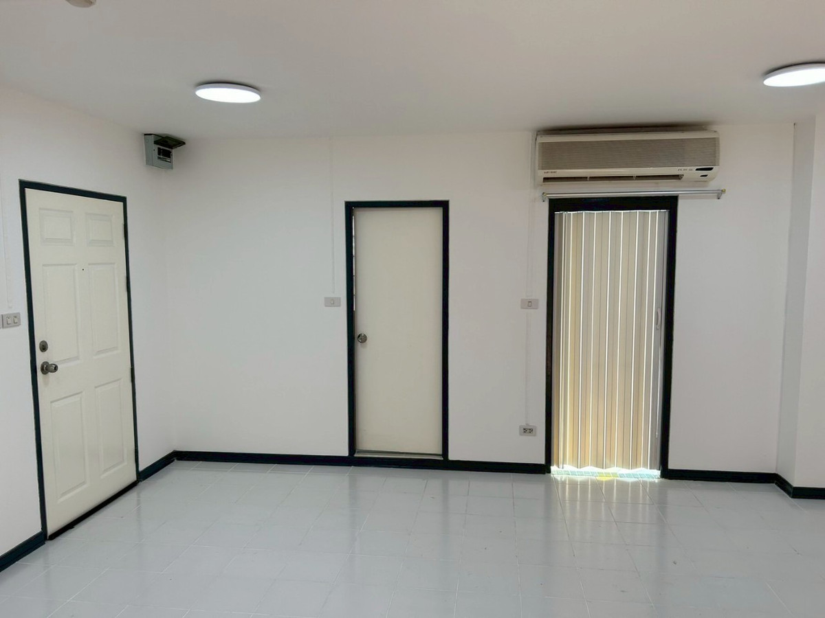 For SaleCondoLadprao101, Happy Land, The Mall Bang Kapi : ✅ S-LCLP136 ✅ Line : @p2nproperty