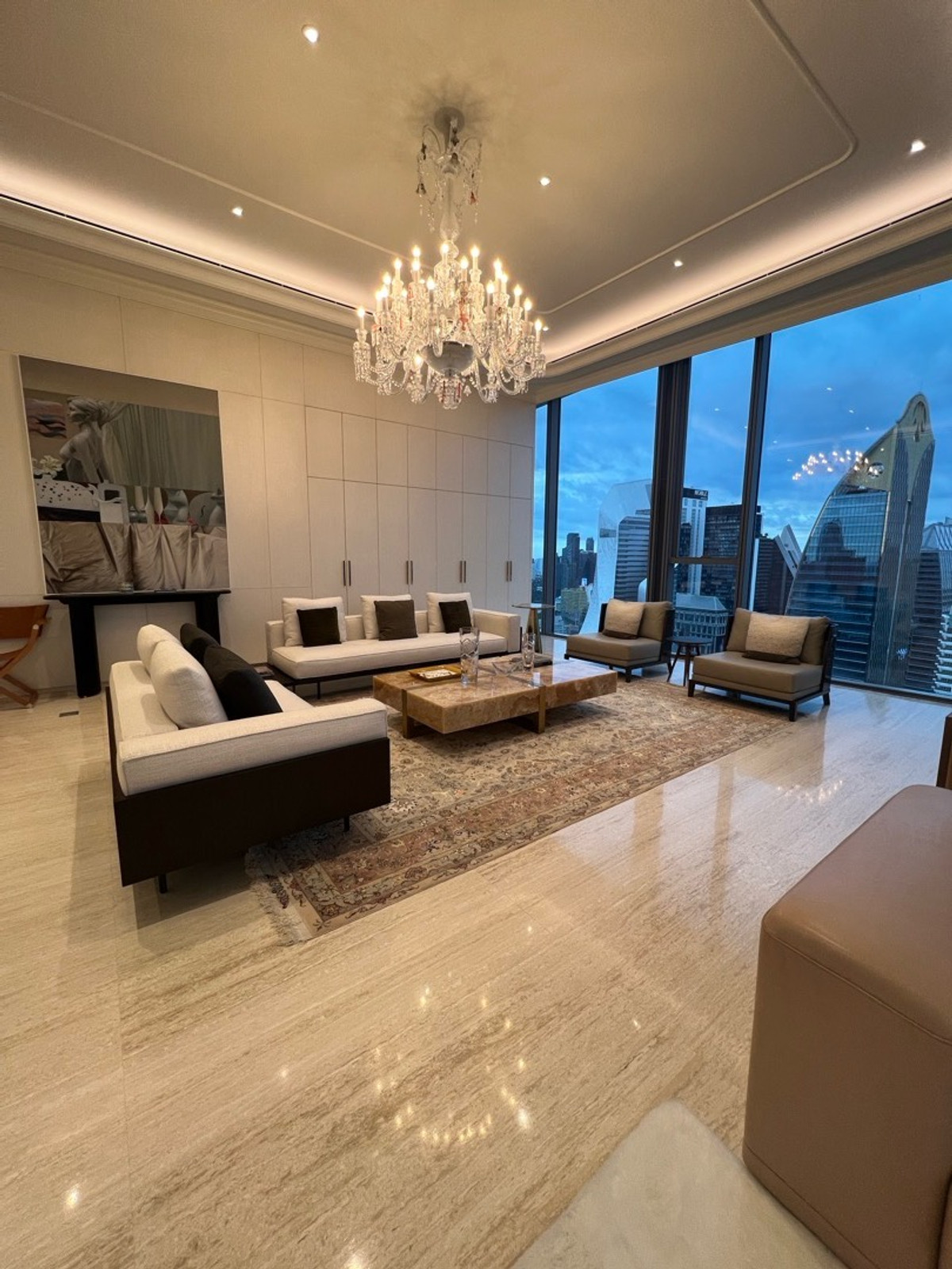 ขายคอนโดวิทยุ ชิดลม หลังสวน : penthouse scope langsuan for sell !!