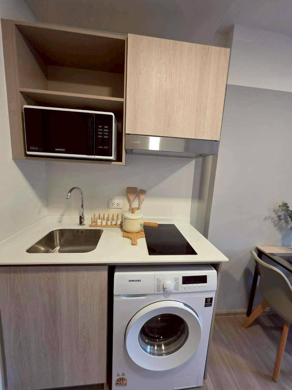 ให้เช่าคอนโดพัทยา บางแสน ชลบุรี สัตหีบ : 🌟ห้องสวยหรู ใหม่มาก! ชั้น 8 วิวดี เฟอร์ครบ เข้าอยู่ได้ทันที แค่ 12,000/เดือน 📞 065-5639565 / 093-1681685 💚 LINE: @wsrcondo