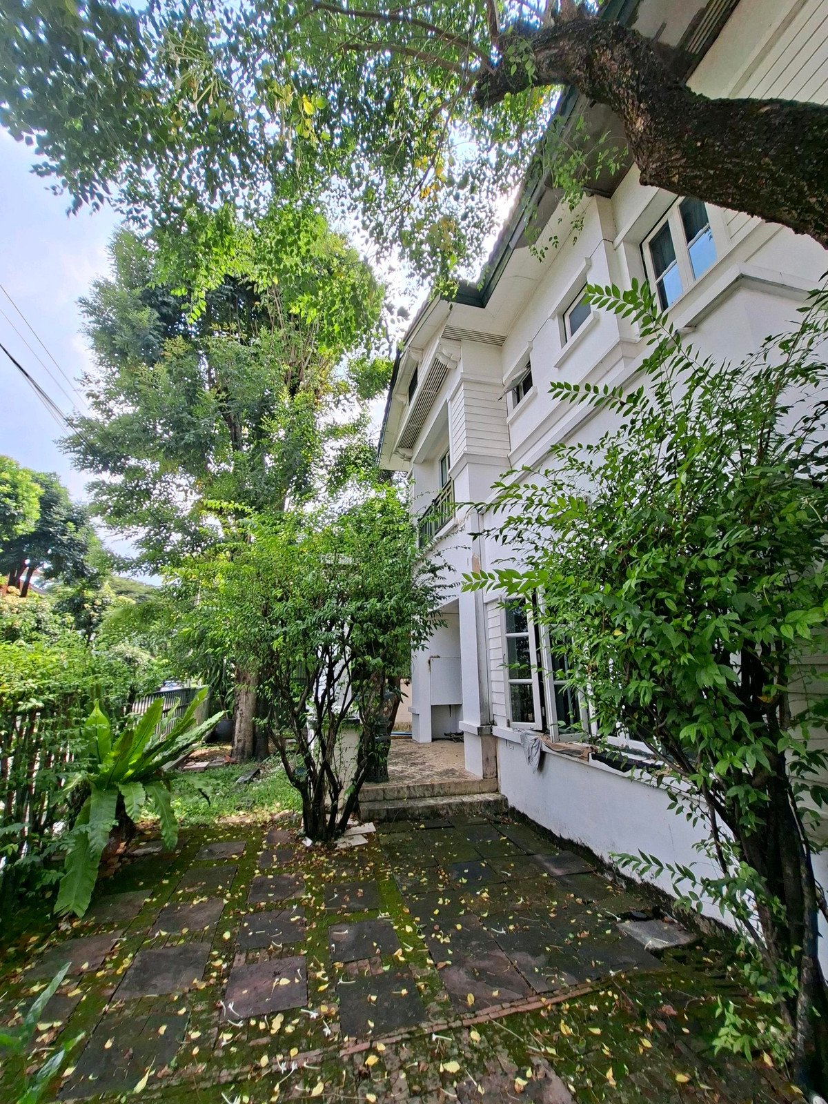 For SaleHousePathum Thani,Rangsit, Thammasat : 🏡House for Sale Lumlukka • 2-storey detached house 73.4 Sq.wah 3 beds 3 baths near🚆BTS Khu Khot 📞099 415 2664 