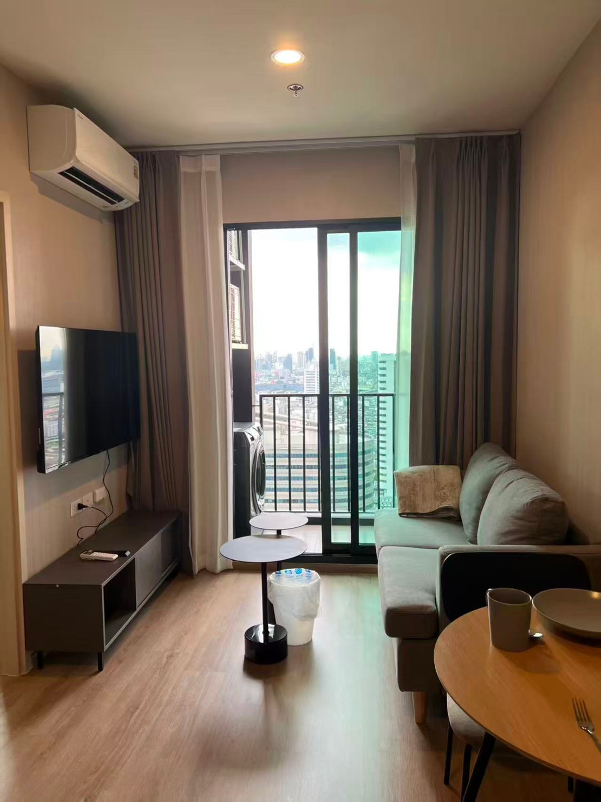 ให้เช่าคอนโดพระราม 9 เพชรบุรีตัดใหม่ RCA : ✨Condo for Rent : Nue District R9 (AP-02) ( line : @condo91 )