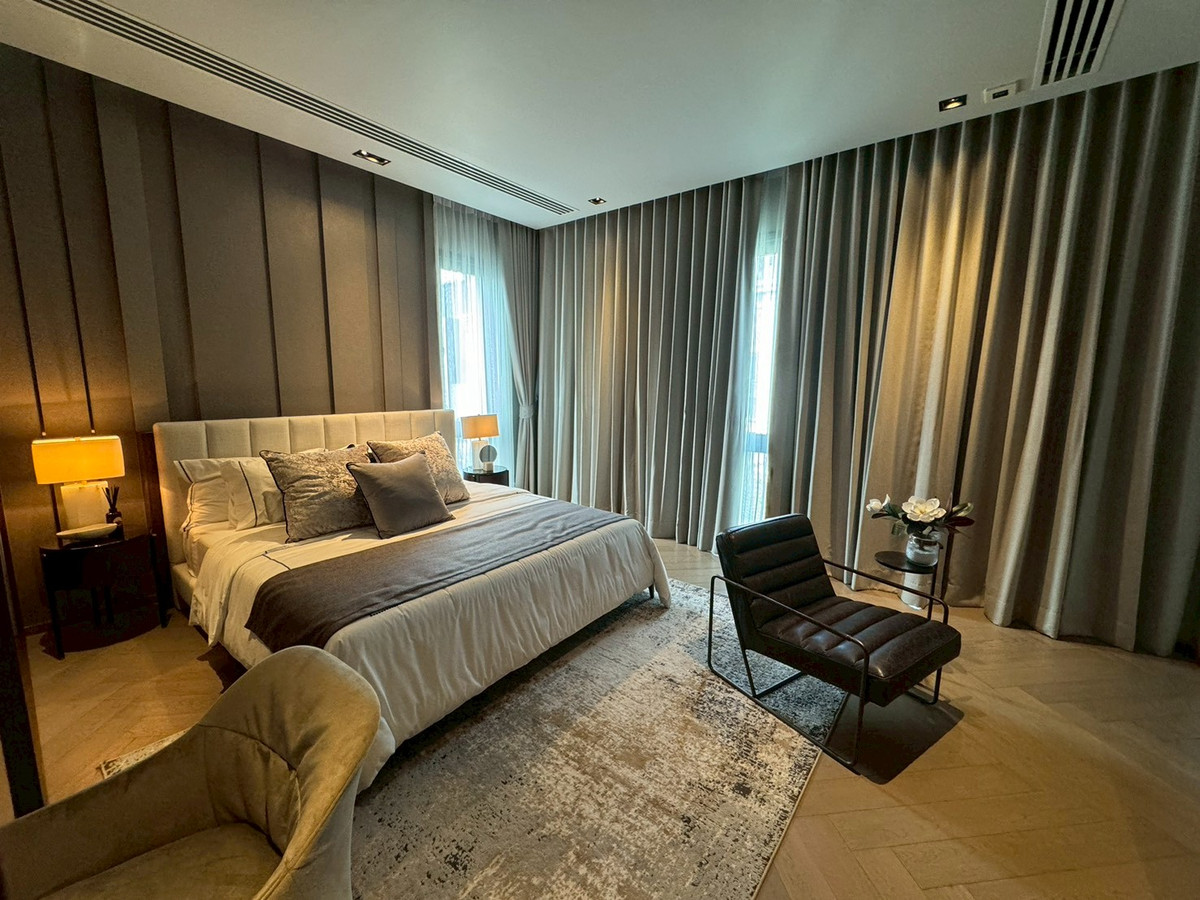 ขายอารีย์ อนุสาวรีย์ : 🏡 บ้านแฝดหรู 5 ชั้น พร้อมลิฟต์ส่วนตัว & สระว่ายน้ำ อารีย์-พหลโยธิน 