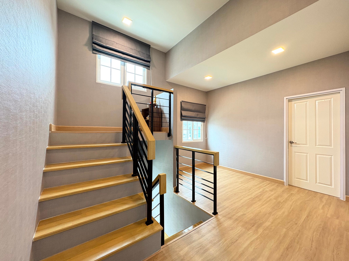 For RentHouseSamut Prakan,Samrong : New Luxury 4Beds 4Baths Sukhumvit 113 For Rent, Ready to Move In! Golden Neo Sukhumvit Lasalle