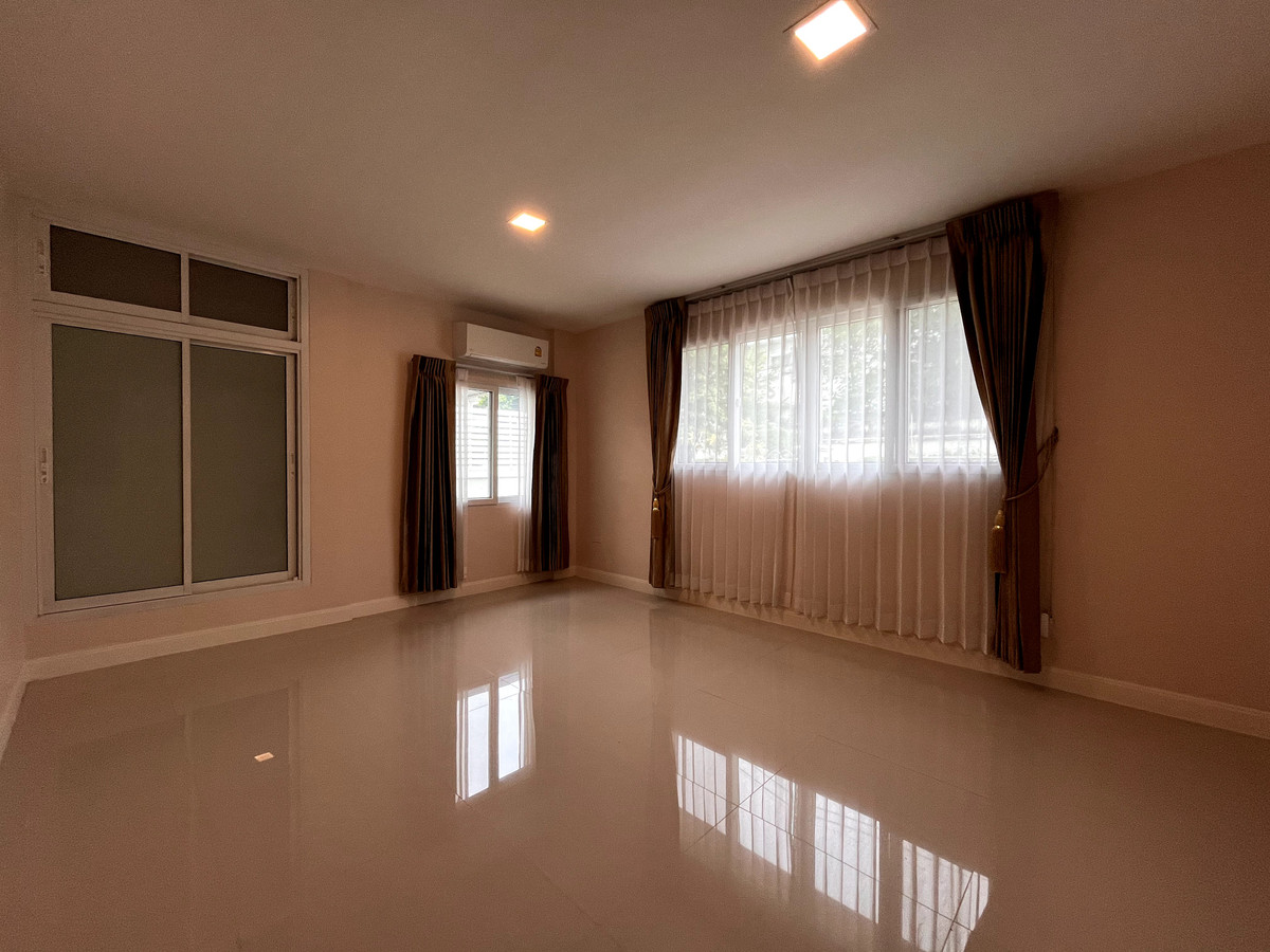 ขายบ้านลาดกระบัง สุวรรณภูมิ :  เพอร์เฟค มาสเตอร์พีซ สุขุมวิท 77 / 4 ห้องนอน (ขาย), Perfect Masterpiece Sukhumvit 77 / 4 Bedrooms (FOR SALE) POON050