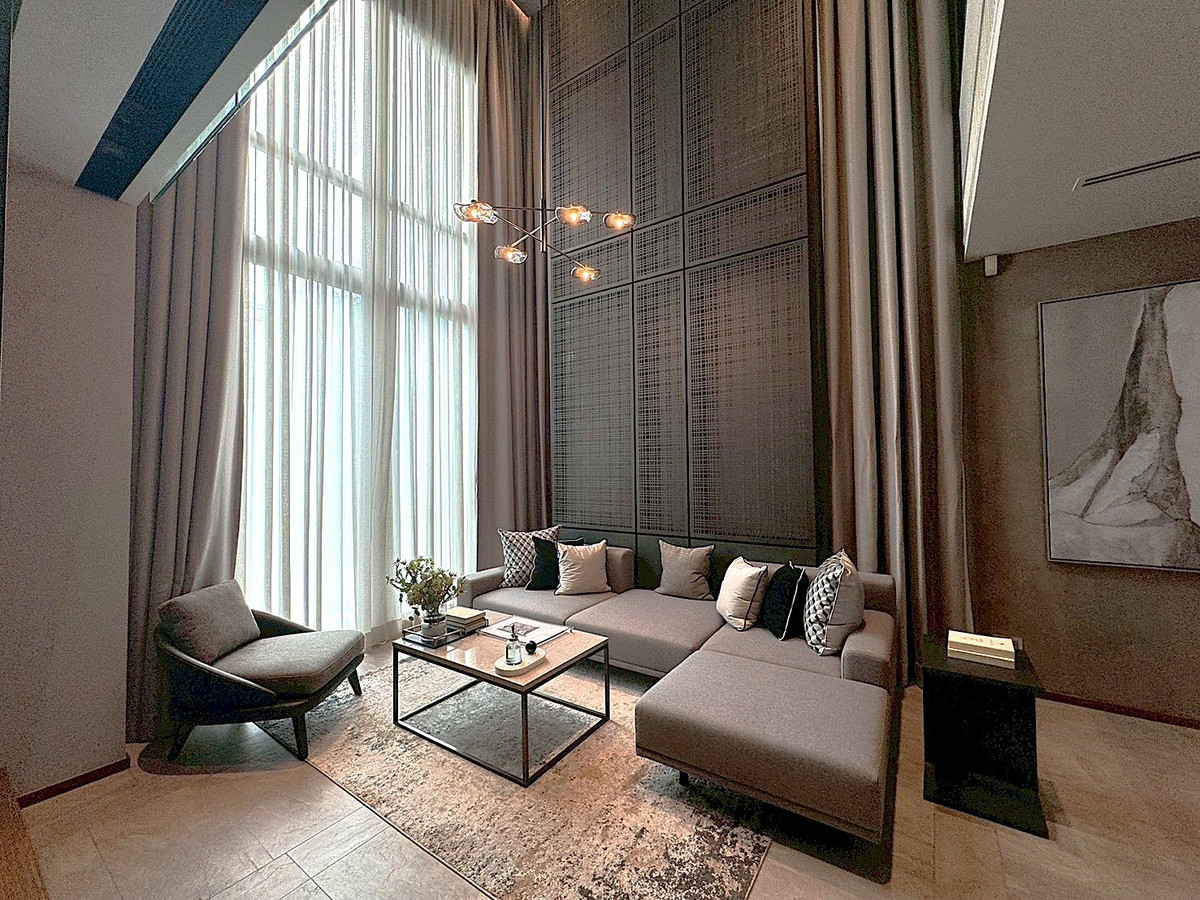 ขายอารีย์ อนุสาวรีย์ : 🏡 บ้านแฝดหรู 5 ชั้น พร้อมลิฟต์ส่วนตัว & สระว่ายน้ำ อารีย์-พหลโยธิน 