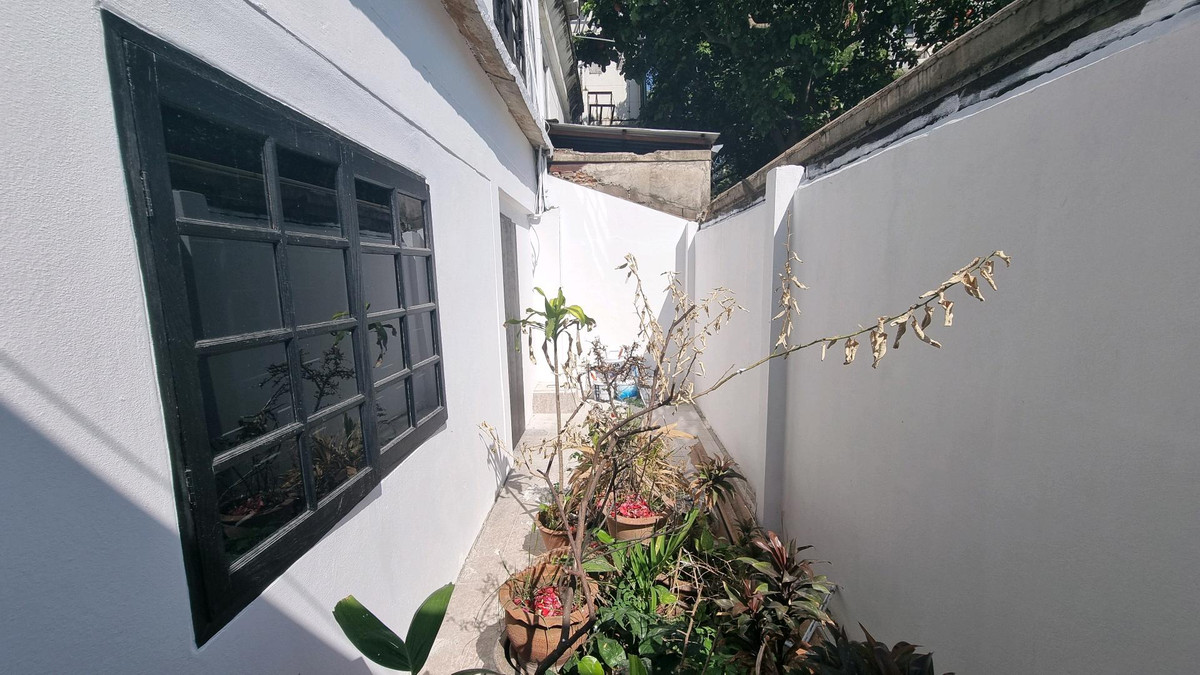 อาคารพาณิชย์สุขุมวิท อโศก ทองหล่อ : ให้เช่า ตึกสุขุมวิท BTS พร้อมพงษ ์ขนาด 300 ตรม.เดินทางสะดวก รับหลายธุรกิจ ยกเว้นครัวร้อน กัญชา แอลกอฮอลล์ 