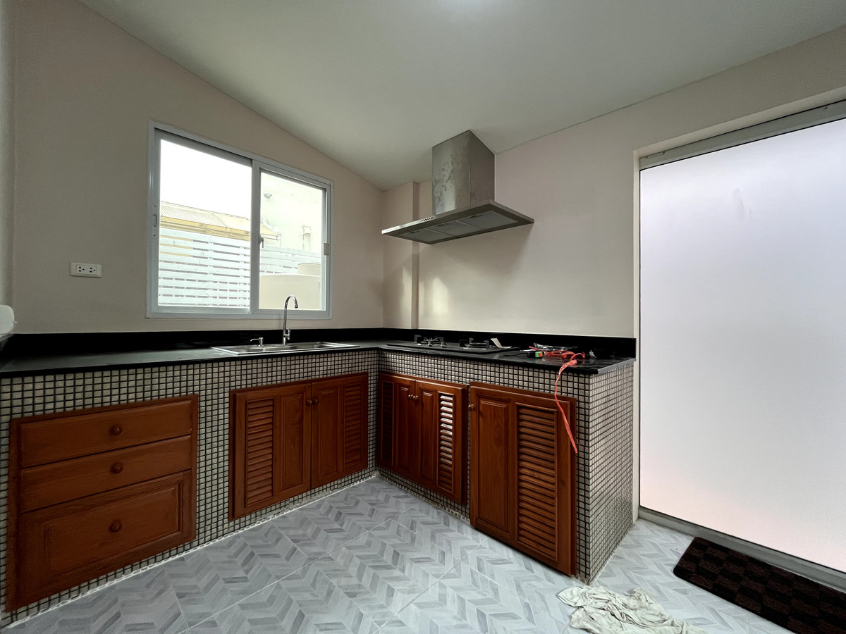 ขายบ้านลาดกระบัง สุวรรณภูมิ :  เพอร์เฟค มาสเตอร์พีซ สุขุมวิท 77 / 4 ห้องนอน (ขาย), Perfect Masterpiece Sukhumvit 77 / 4 Bedrooms (FOR SALE) POON050