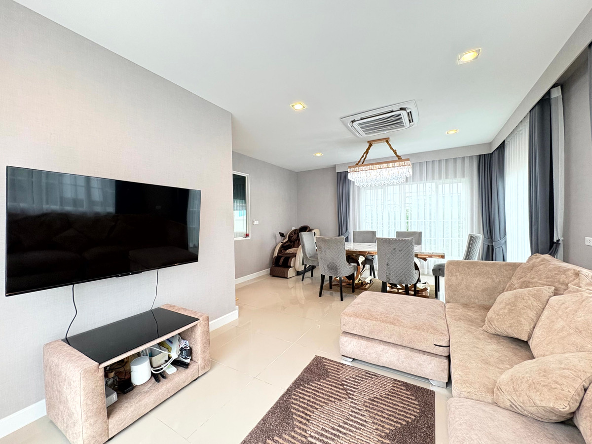 For RentHouseSamut Prakan,Samrong : New Luxury 4Beds 4Baths Sukhumvit 113 For Rent, Ready to Move In! Golden Neo Sukhumvit Lasalle