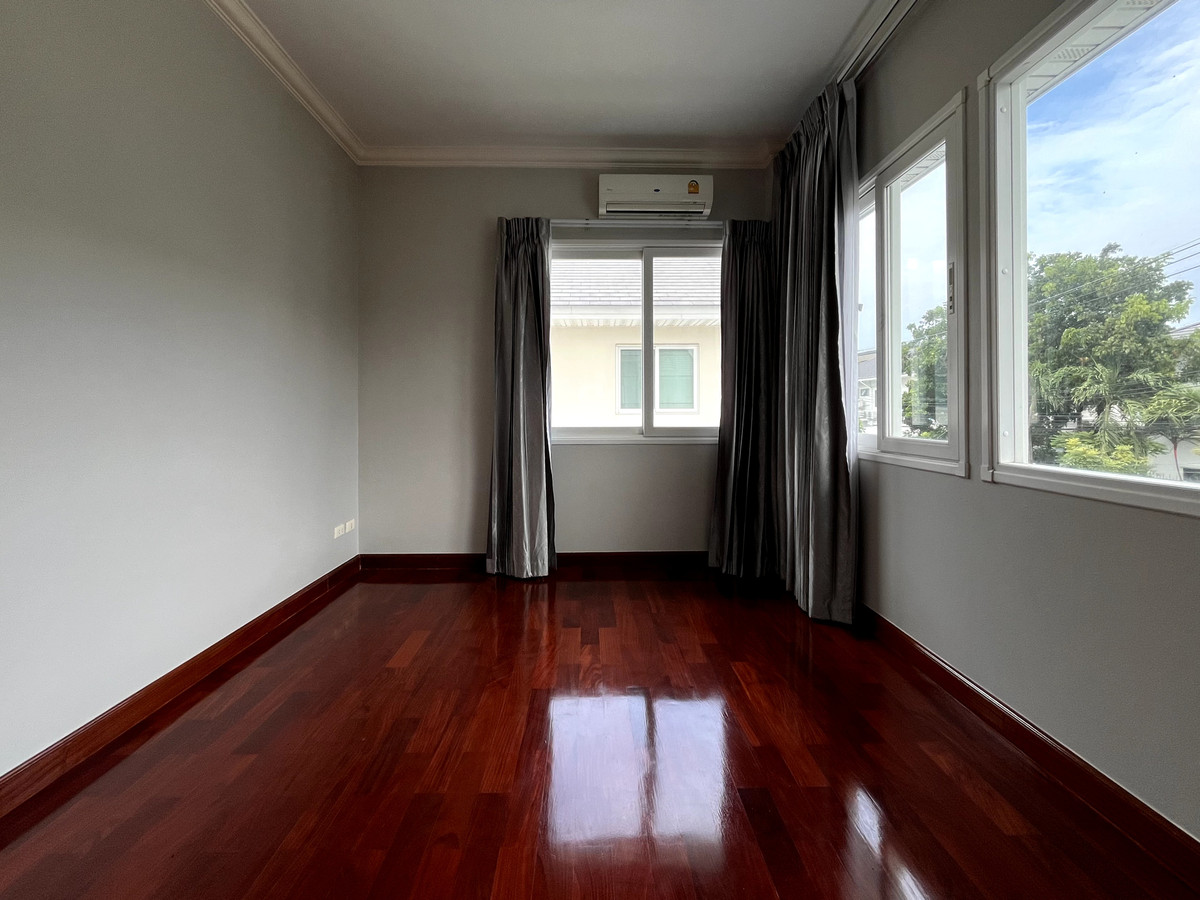 ขายบ้านลาดกระบัง สุวรรณภูมิ :  เพอร์เฟค มาสเตอร์พีซ สุขุมวิท 77 / 4 ห้องนอน (ขาย), Perfect Masterpiece Sukhumvit 77 / 4 Bedrooms (FOR SALE) POON050