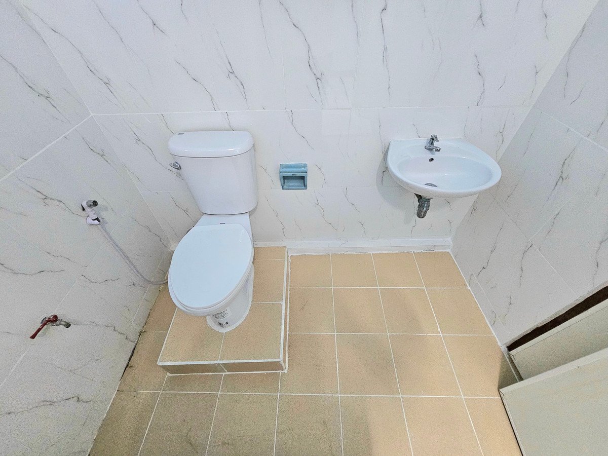 For RentTownhomeMin Buri, Romklao : For rent, 2-story shophouse near the MRT Orange Line station, Kheha Ram, only 60 meters, Soi Ramkhamhaeng 186, size 2 bedrooms, 2 bathrooms, 14 square wah, Min Buri Subdistrict, Min Buri District, Bangkok.