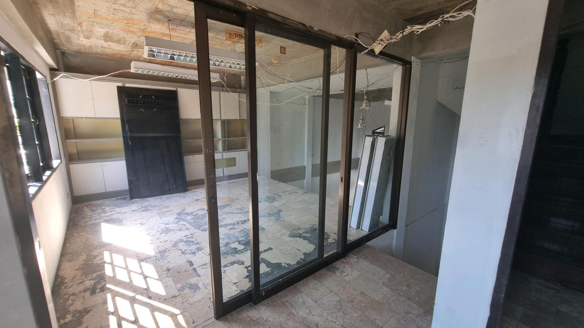 อาคารพาณิชย์สุขุมวิท อโศก ทองหล่อ : ให้เช่า ตึกสุขุมวิท BTS พร้อมพงษ ์ขนาด 300 ตรม.เดินทางสะดวก รับหลายธุรกิจ ยกเว้นครัวร้อน กัญชา แอลกอฮอลล์ 