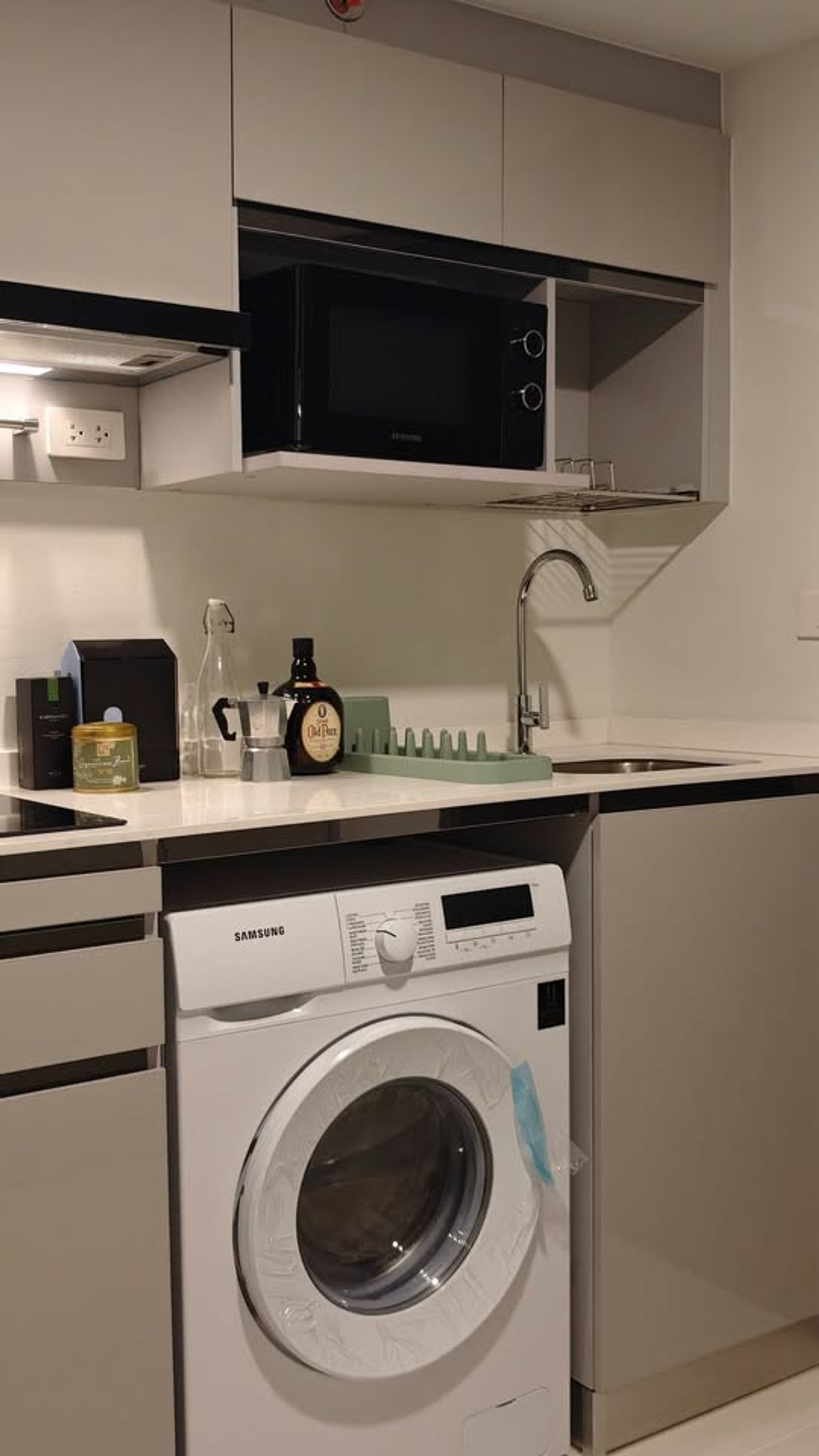 ให้เช่าคอนโดพระราม 9 เพชรบุรีตัดใหม่ RCA : เช่าคอนโด Knightsbridge Space Rama 9/ไนท์บริดจ์ สเปซ พระราม 9 (B6811061)