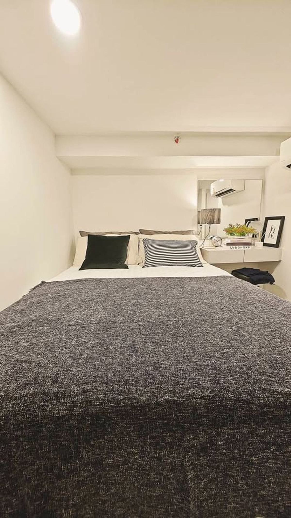 ให้เช่าคอนโดพระราม 9 เพชรบุรีตัดใหม่ RCA : เช่าคอนโด Knightsbridge Space Rama 9/ไนท์บริดจ์ สเปซ พระราม 9 (B6811061)