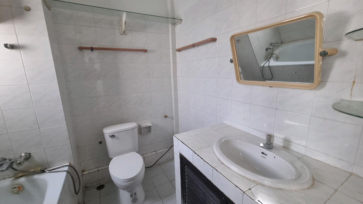 อาคารพาณิชย์สุขุมวิท อโศก ทองหล่อ : ให้เช่า ตึกสุขุมวิท BTS พร้อมพงษ ์ขนาด 300 ตรม.เดินทางสะดวก รับหลายธุรกิจ ยกเว้นครัวร้อน กัญชา แอลกอฮอลล์ 