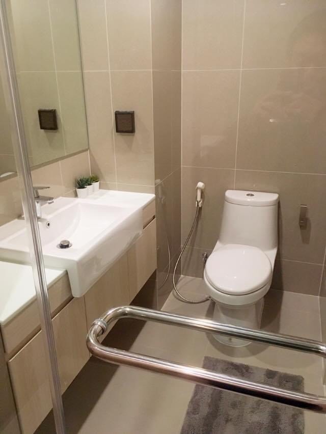 ให้เช่าคอนโดสุขุมวิท อโศก ทองหล่อ : 🔥ให้เช่าด่วน🔥โนเบิล รีโคล สุขุมวิท 19  เฟอร์นิเจอร์ครบพร้อมเข้าอยู่ ใกล้รถไฟฟ้า BTS อโศก และ MRT สุขุมวิท