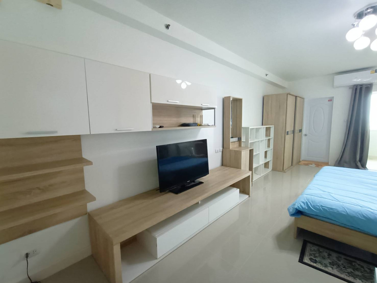 For RentCondoPattanakan, Srinakarin : Condo for rent, Supalai Park Srinakarin, fully furnished, ready to move in, next to the BTS.