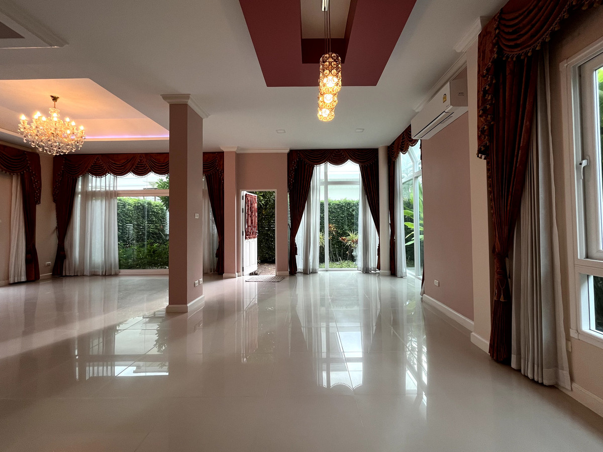 ขายบ้านลาดกระบัง สุวรรณภูมิ :  เพอร์เฟค มาสเตอร์พีซ สุขุมวิท 77 / 4 ห้องนอน (ขาย), Perfect Masterpiece Sukhumvit 77 / 4 Bedrooms (FOR SALE) POON050