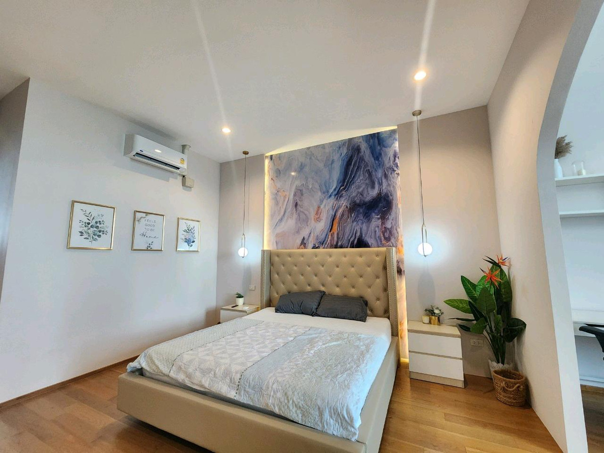 ให้เช่าทาวน์โฮมพัฒนาการ ศรีนครินทร์ : 🔴85000🔴 𝐍𝐢𝐫𝐯𝐚𝐧𝐚 𝐃𝐞𝐟𝐢𝐧𝐞 𝐒𝐫𝐢𝐧𝐚𝐤𝐚𝐫𝐢𝐧-𝐑𝐚𝐦𝐚𝟗 แบบ 3 ห้องนอน 4 ห้องน้ำ  มี 1 ห้องแม่บ้าน+1 ห้องน้ำ จอดรถ 2 คัน  บ้านจริงสวยตรงปก สอบถามข้อมูลเพิ่มเติม📞 Tel. 065-845-4284 คุณบี✅LINE Official : @bbcondo88   