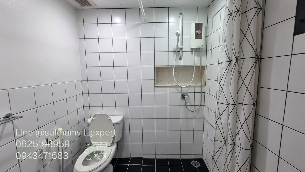 For RentHome OfficeSukhumvit, Asoke, Thonglor : For rent - Townhouse / Home Office Phrom Phong   House width 9.5 meters.