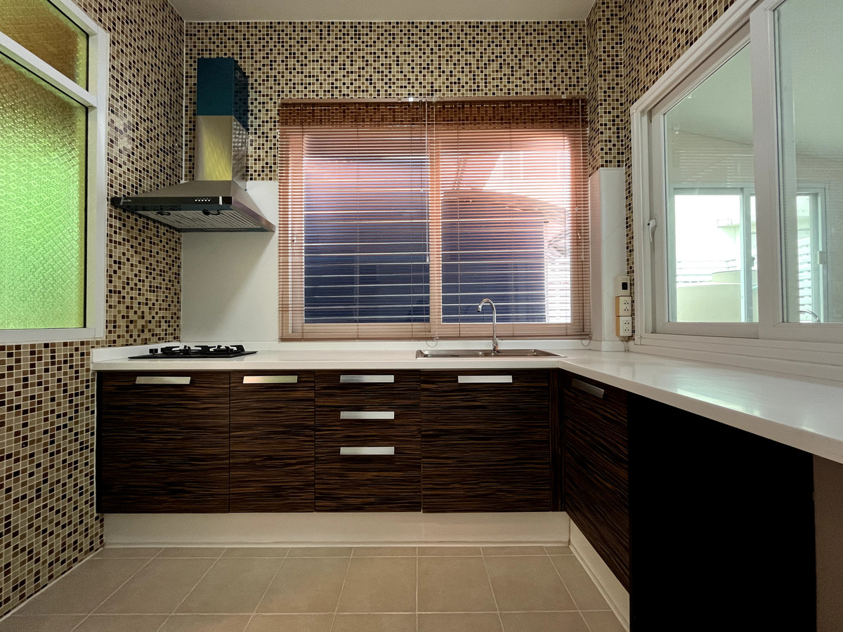 ขายบ้านลาดกระบัง สุวรรณภูมิ :  เพอร์เฟค มาสเตอร์พีซ สุขุมวิท 77 / 4 ห้องนอน (ขาย), Perfect Masterpiece Sukhumvit 77 / 4 Bedrooms (FOR SALE) POON050