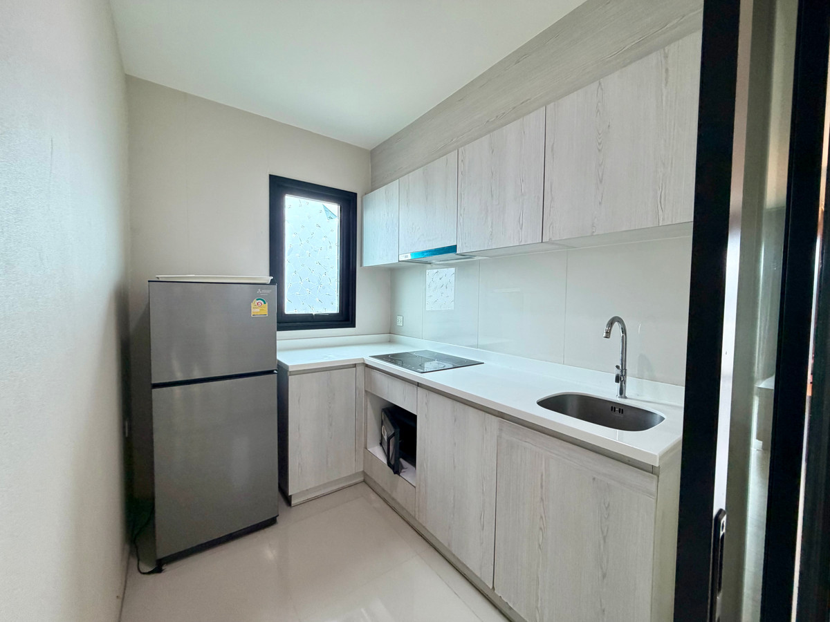 ให้เช่าคอนโดพระราม 9 เพชรบุรีตัดใหม่ RCA : 🔥 Hot Deal 2 bedrooms for rent at Life asoke 🔥