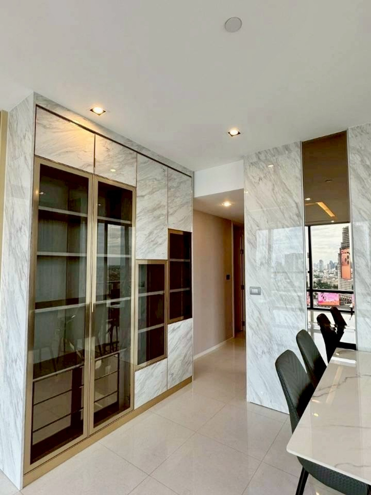 ให้เช่าคอนโดสาทร นราธิวาส : ( UL2511201 ) ✨Tel/Line 096-2479369✨ , ให้เช่า เดอะ แบงค็อก สาทร , 2 ห้องนอน, 2 ห้องน้ำ, ขนาด 114 ตร.ม. ชั้นสูง, ห้องสวย, พร้อมเข้าอยู่