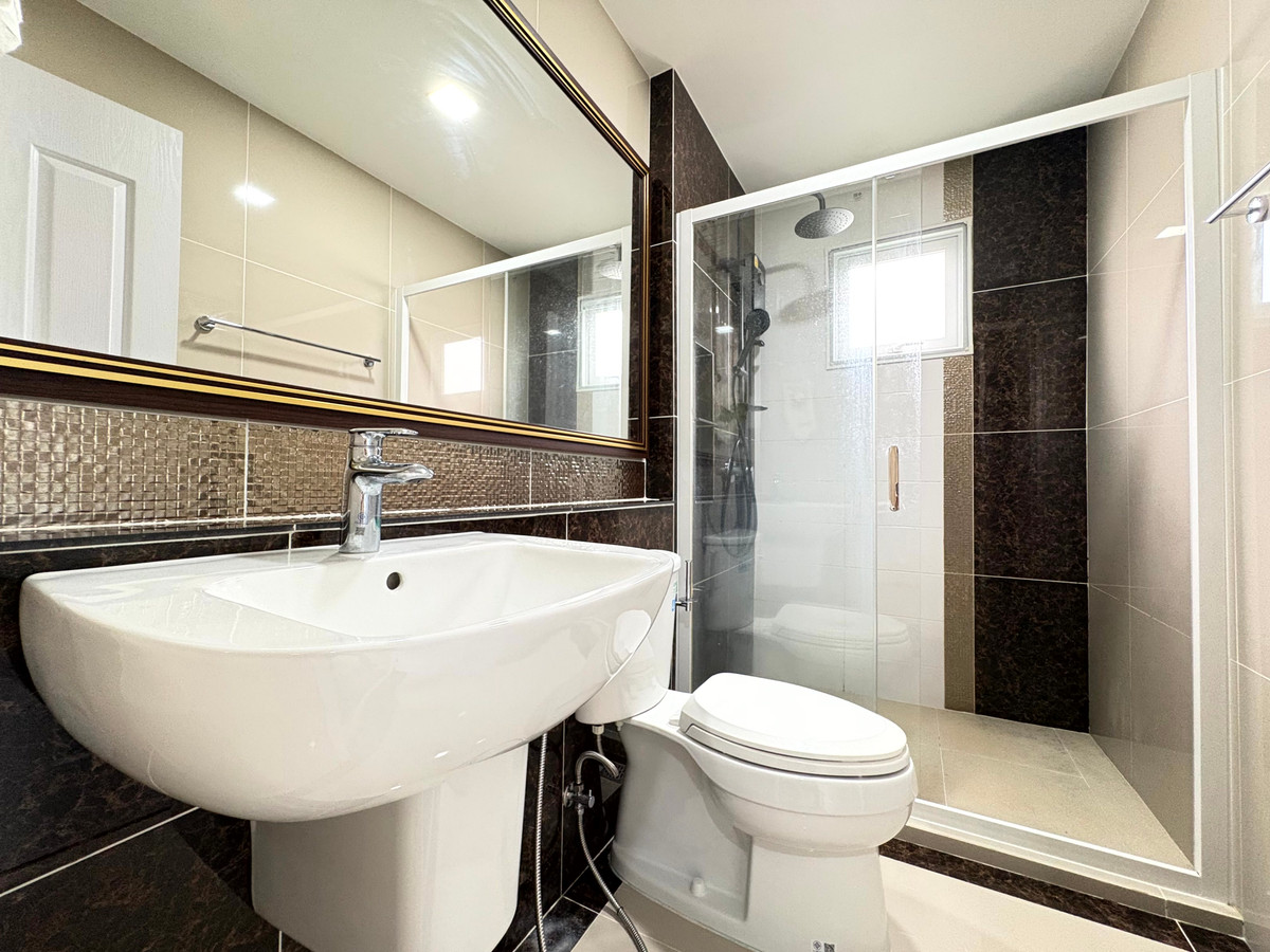 For RentHouseSamut Prakan,Samrong : New Luxury 4Beds 4Baths Sukhumvit 113 For Rent, Ready to Move In! Golden Neo Sukhumvit Lasalle