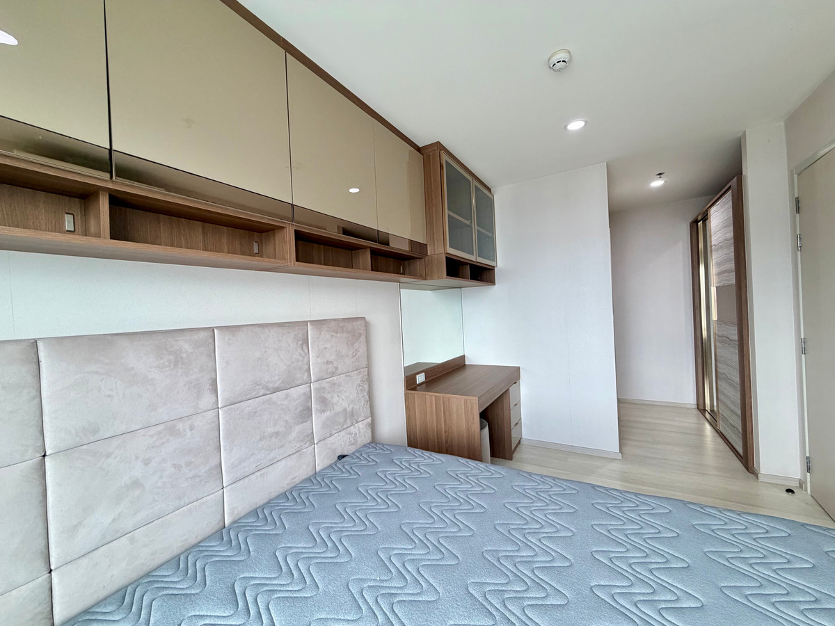 ให้เช่าคอนโดพระราม 9 เพชรบุรีตัดใหม่ RCA : 🔥 Hot Deal 2 bedrooms for rent at Life asoke 🔥