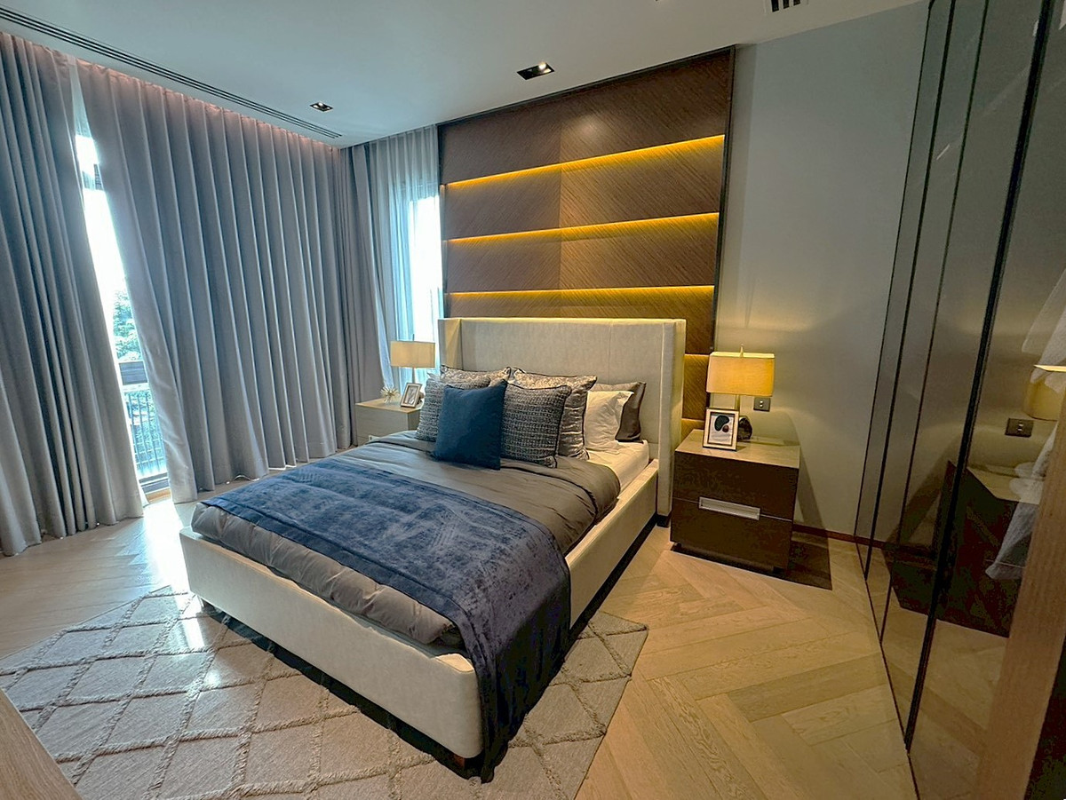 ขายอารีย์ อนุสาวรีย์ : 🏡 บ้านแฝดหรู 5 ชั้น พร้อมลิฟต์ส่วนตัว & สระว่ายน้ำ อารีย์-พหลโยธิน 