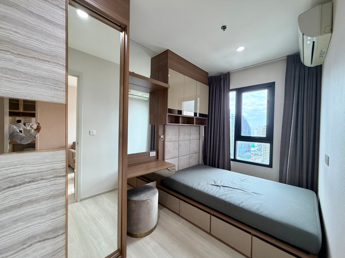 ให้เช่าคอนโดพระราม 9 เพชรบุรีตัดใหม่ RCA : 🔥 Hot Deal 2 bedrooms for rent at Life asoke 🔥