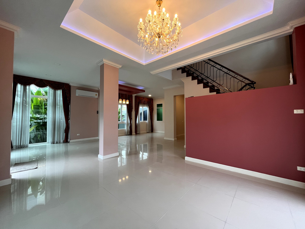 ขายบ้านลาดกระบัง สุวรรณภูมิ :  เพอร์เฟค มาสเตอร์พีซ สุขุมวิท 77 / 4 ห้องนอน (ขาย), Perfect Masterpiece Sukhumvit 77 / 4 Bedrooms (FOR SALE) POON050