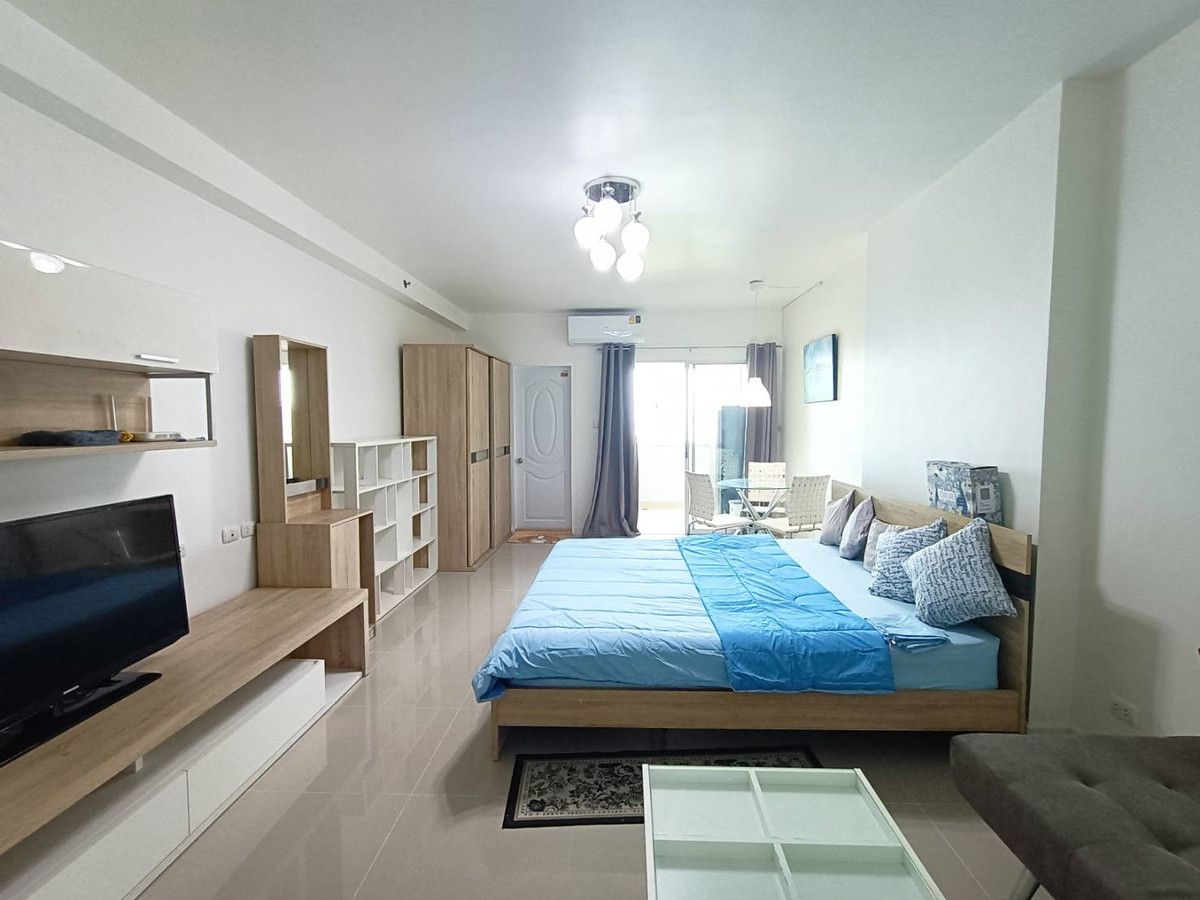 For RentCondoPattanakan, Srinakarin : Condo for rent, Supalai Park Srinakarin, fully furnished, ready to move in, next to the BTS.