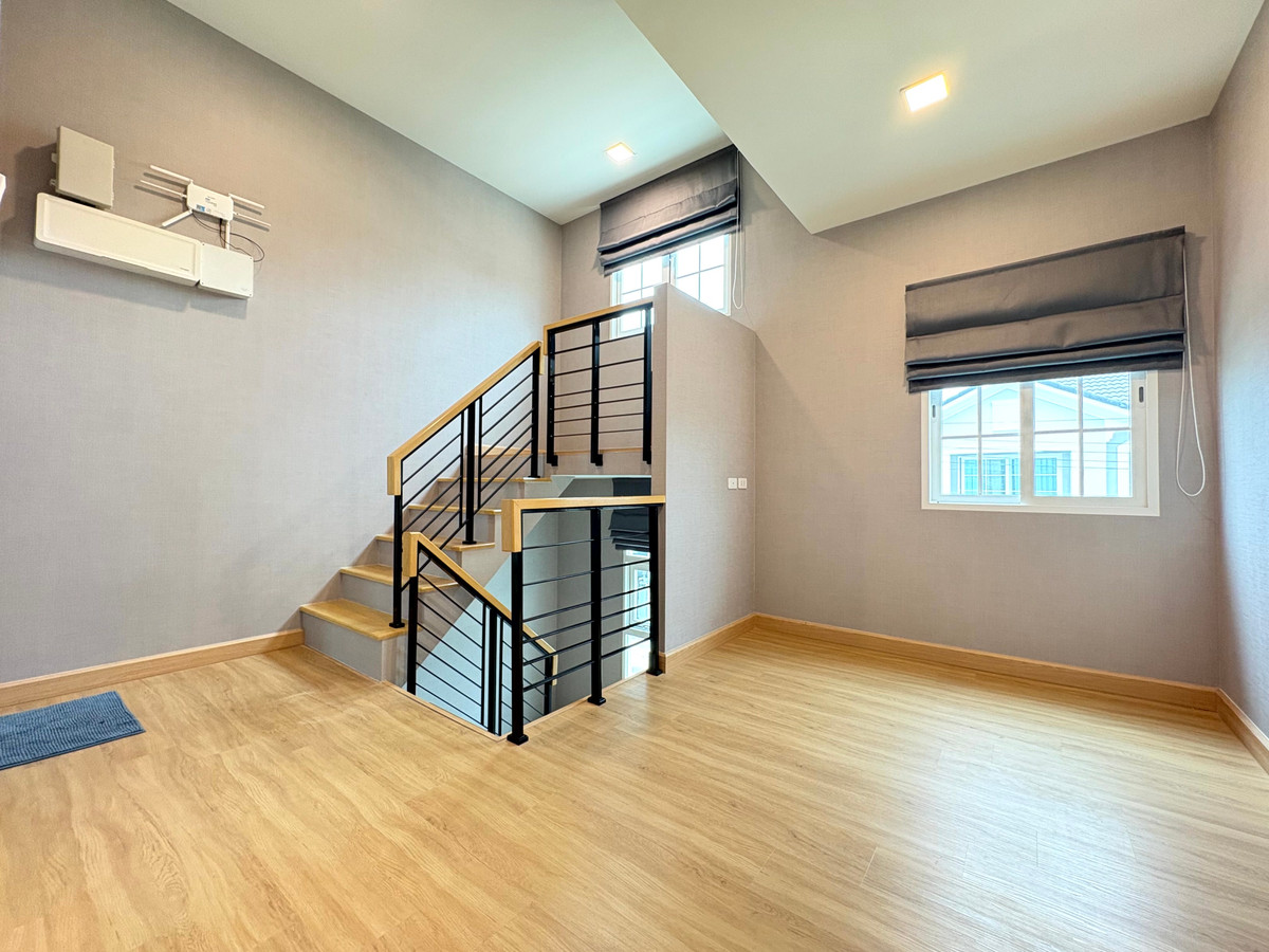 For RentHouseSamut Prakan,Samrong : New Luxury 4Beds 4Baths Sukhumvit 113 For Rent, Ready to Move In! Golden Neo Sukhumvit Lasalle