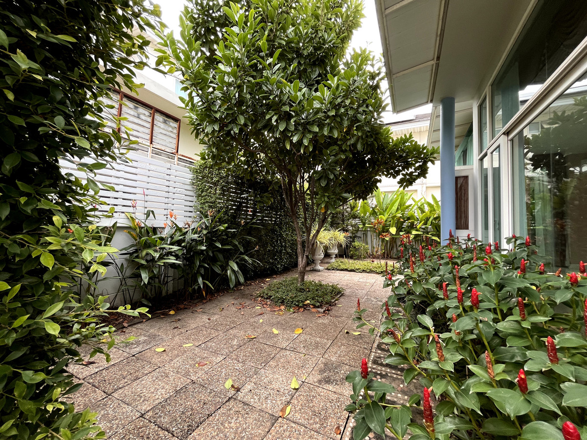 ขายบ้านลาดกระบัง สุวรรณภูมิ :  เพอร์เฟค มาสเตอร์พีซ สุขุมวิท 77 / 4 ห้องนอน (ขาย), Perfect Masterpiece Sukhumvit 77 / 4 Bedrooms (FOR SALE) POON050