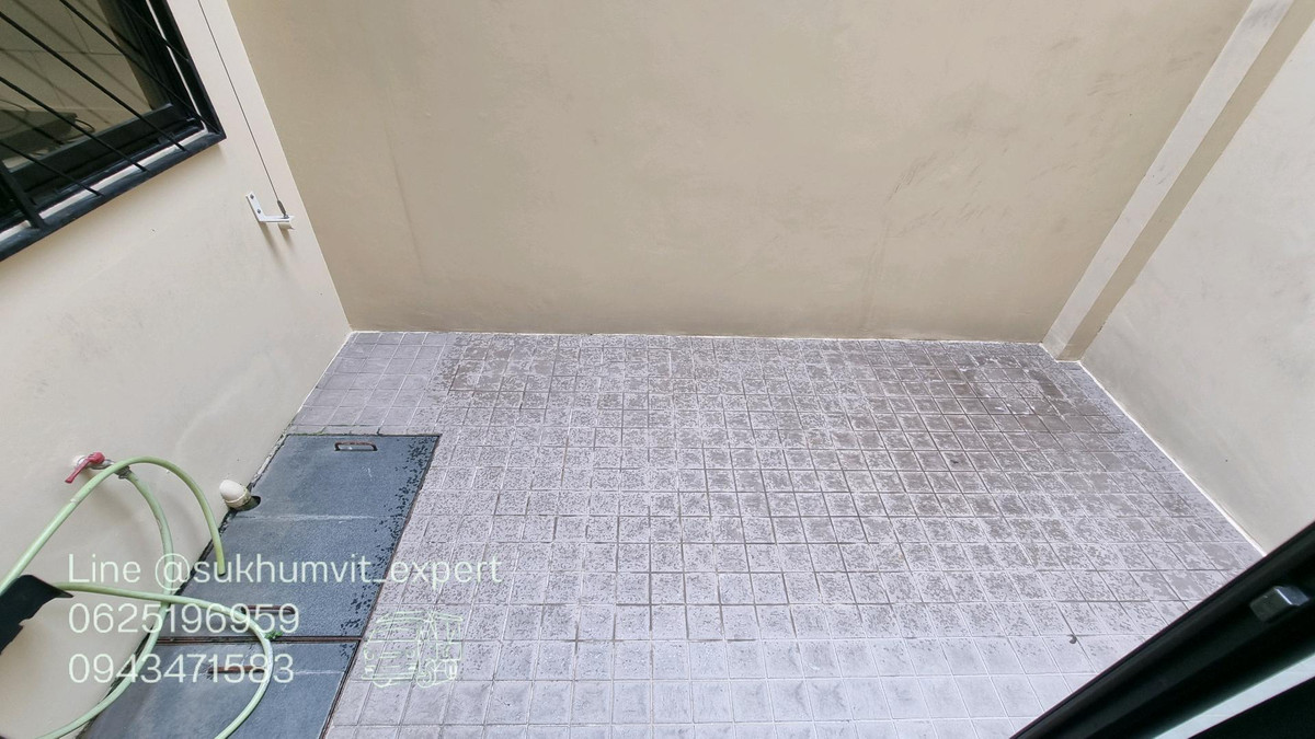 For RentHome OfficeSukhumvit, Asoke, Thonglor : For rent - Townhouse / Home Office Phrom Phong   House width 9.5 meters.