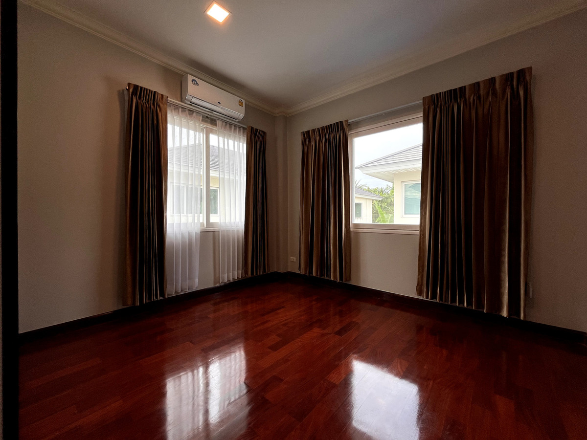 ขายบ้านลาดกระบัง สุวรรณภูมิ :  เพอร์เฟค มาสเตอร์พีซ สุขุมวิท 77 / 4 ห้องนอน (ขาย), Perfect Masterpiece Sukhumvit 77 / 4 Bedrooms (FOR SALE) POON050