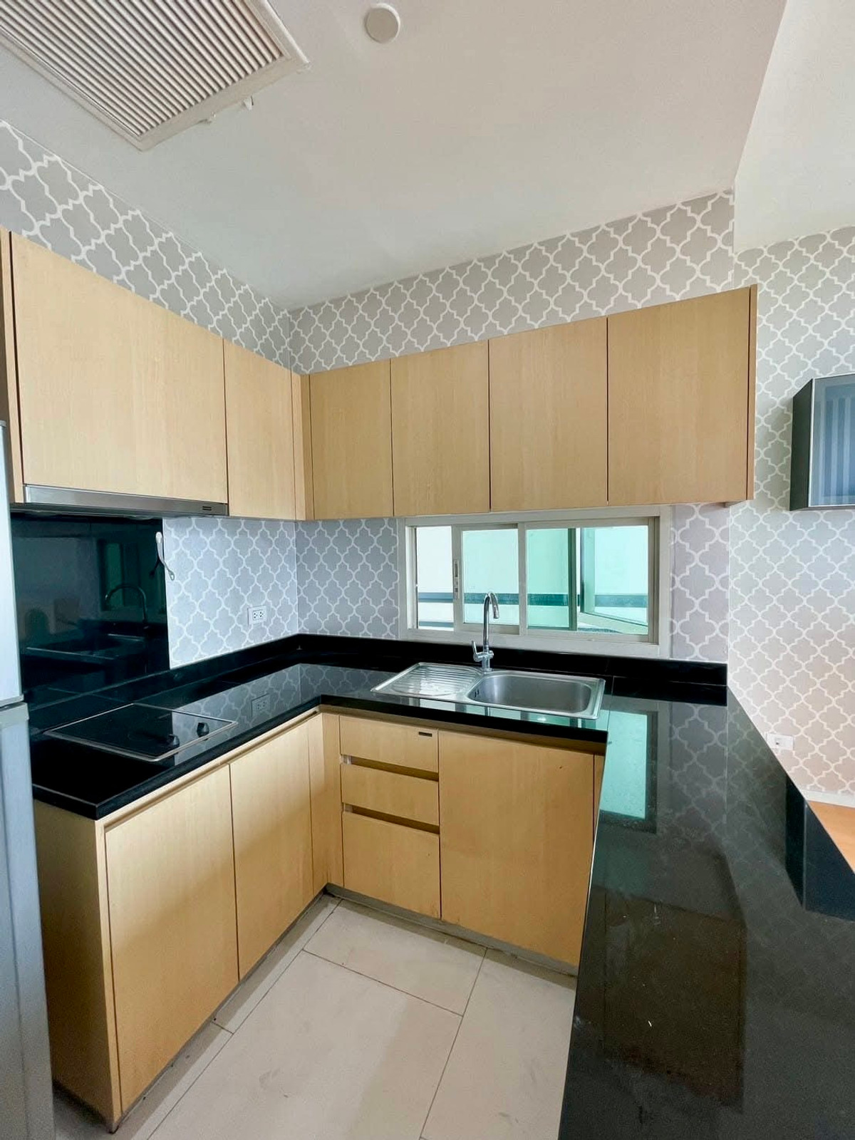 ขายคอนโดเกษตรศาสตร์ รัชโยธิน : ขายคอนโด Wind Ratchayothin | 1 ห้องนอน | วิวตึกช้างสุดอลังการ ทำเลติด BTS รัชโยธิน & Major รัชโยธิน  โอกาสดีสำหรับผู้มองหาคอนโดทำเลศักยภาพที่สุดในย่านรัชโยธิน