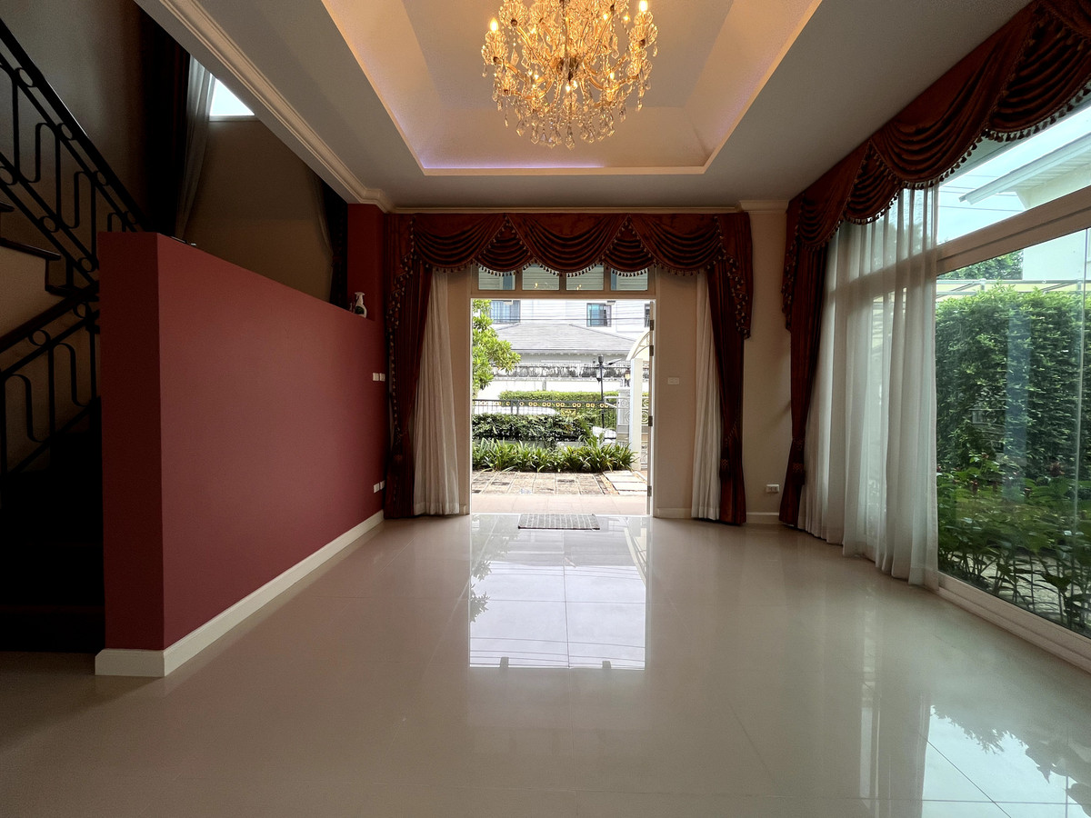 ขายบ้านลาดกระบัง สุวรรณภูมิ :  เพอร์เฟค มาสเตอร์พีซ สุขุมวิท 77 / 4 ห้องนอน (ขาย), Perfect Masterpiece Sukhumvit 77 / 4 Bedrooms (FOR SALE) POON050