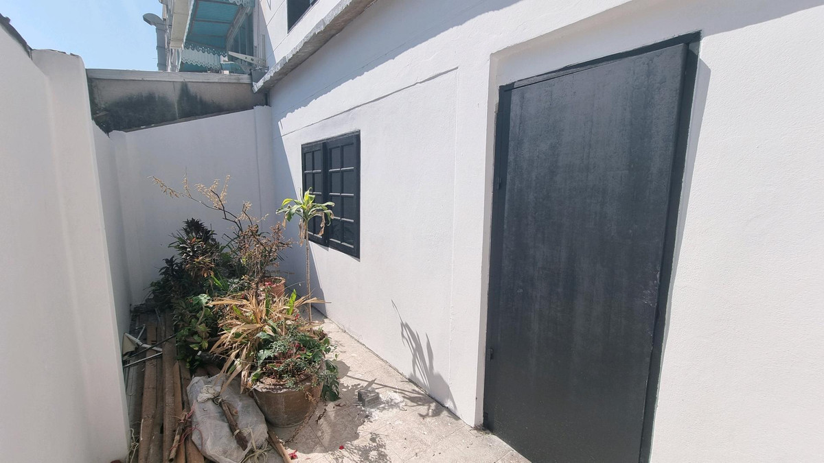 อาคารพาณิชย์สุขุมวิท อโศก ทองหล่อ : ให้เช่า ตึกสุขุมวิท BTS พร้อมพงษ ์ขนาด 300 ตรม.เดินทางสะดวก รับหลายธุรกิจ ยกเว้นครัวร้อน กัญชา แอลกอฮอลล์ 