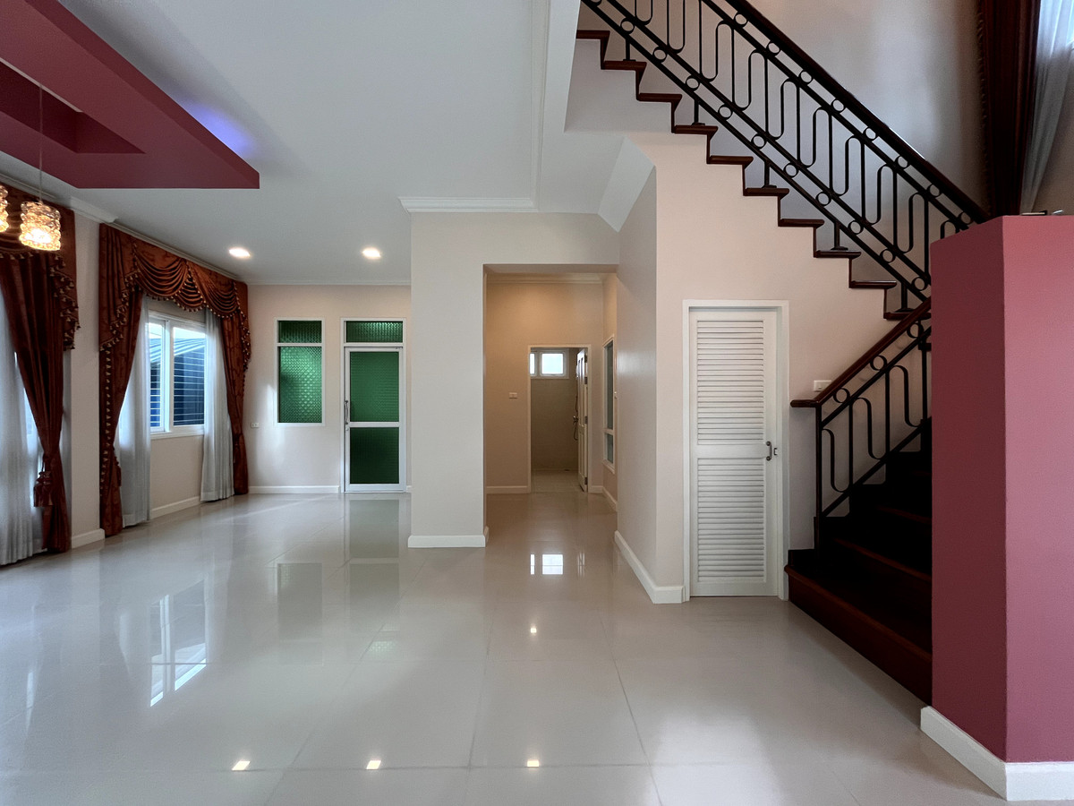 ขายบ้านลาดกระบัง สุวรรณภูมิ :  เพอร์เฟค มาสเตอร์พีซ สุขุมวิท 77 / 4 ห้องนอน (ขาย), Perfect Masterpiece Sukhumvit 77 / 4 Bedrooms (FOR SALE) POON050