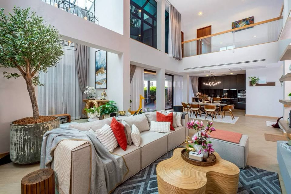 ขายบ้านอ่อนนุช อุดมสุข : พูลวิลล่า 4 นอน บ้านเดี่ยว 3 ชั้น พร้อมสระว่ายน้ำส่วนตัว ใจกลางกทม