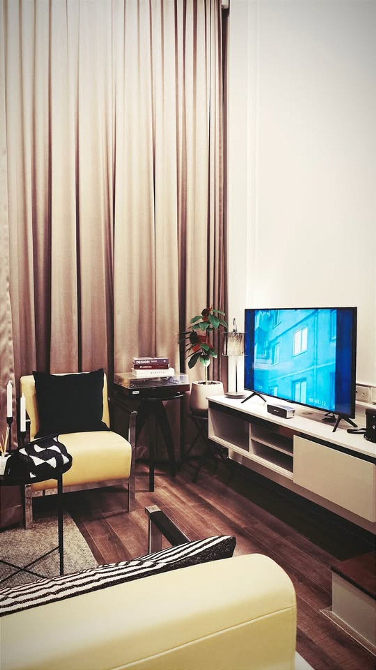 ให้เช่าคอนโดพระราม 9 เพชรบุรีตัดใหม่ RCA : เช่าคอนโด Knightsbridge Space Rama 9/ไนท์บริดจ์ สเปซ พระราม 9 (B6811061)