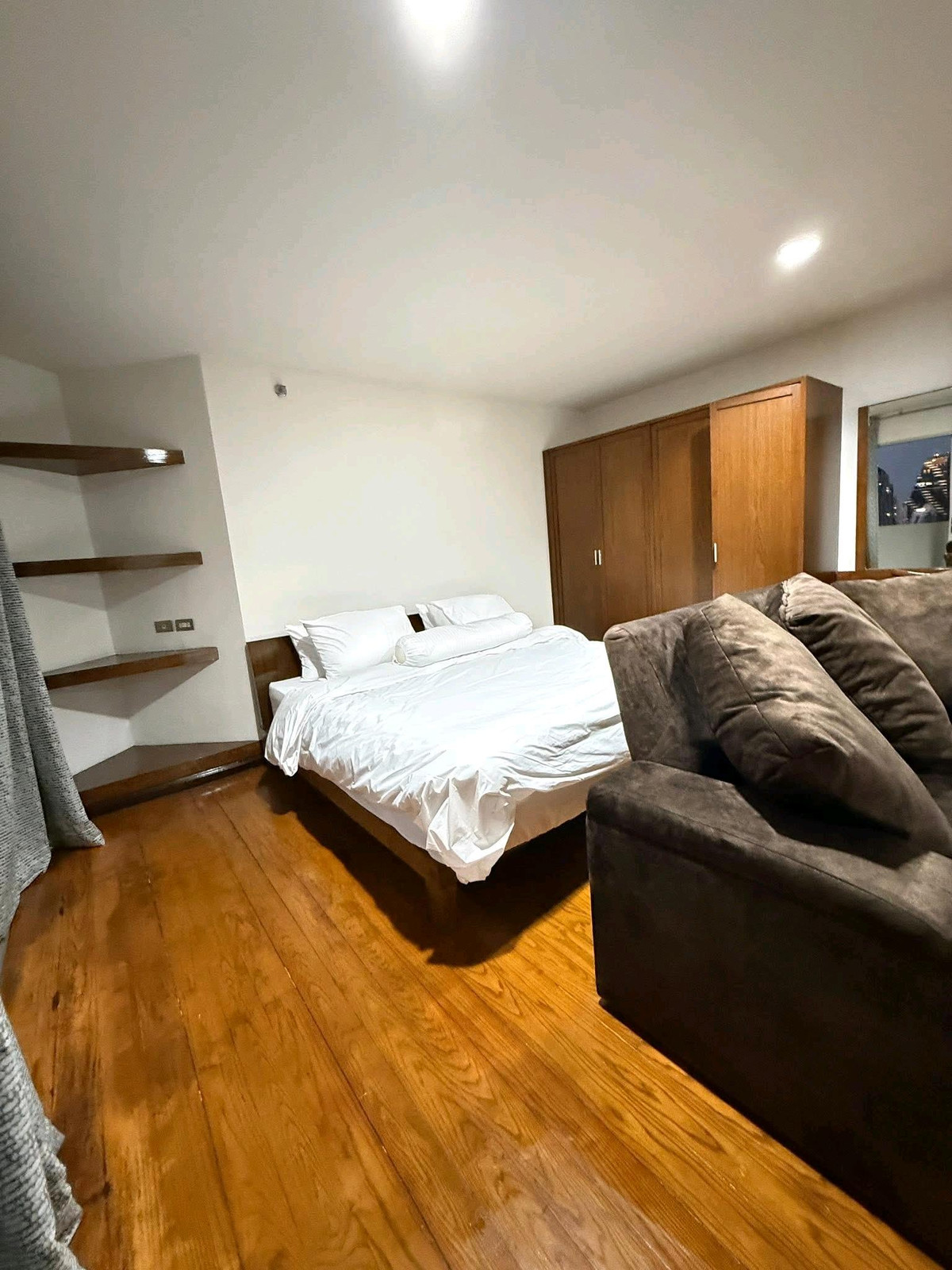 ขายคอนโดวิทยุ ชิดลม หลังสวน : ขายลดภาระ🔥🔥คอนโดราคาพิเศษ ทำเลดี โครงการ วิทยุ คอมเพล็กซ์ MD-25085288