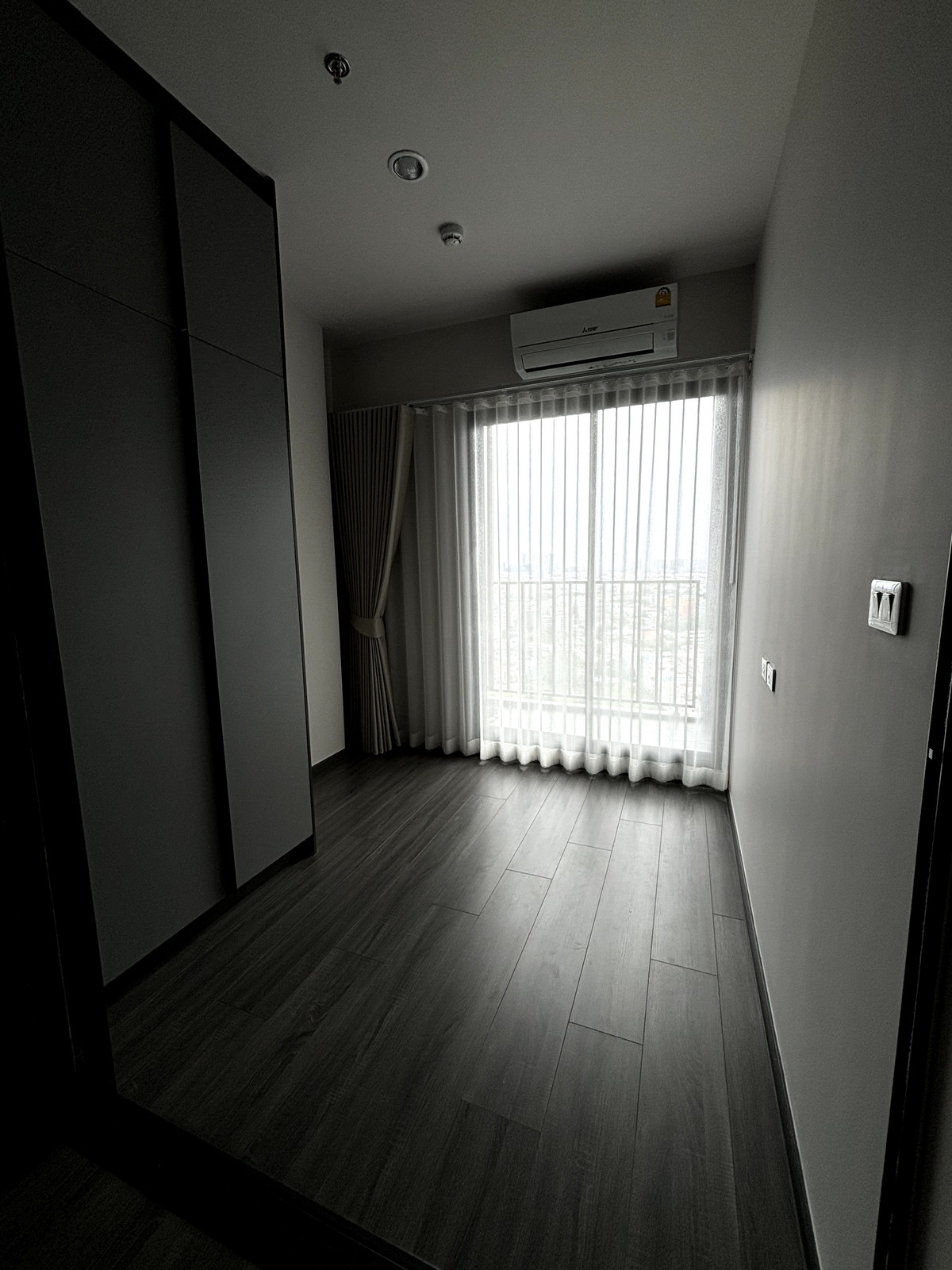 ให้เช่าคอนโดคลองเตย กล้วยน้ำไท : 🔥ให้เช่าด่วน🔥ไอดีโอ สุขุมวิท - พระราม 4 วิวแม่น้ำเจ้าพระยา เฟอร์นิเจอร์ครบพร้อมเข้าอยู่ ใกล้ BTS พระโขนง