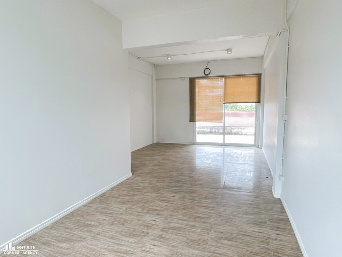 ขายอาคารพาณิชย์ปทุมธานี รังสิต ธรรมศาสตร์ : 81186 - ขายด่วน โฮมออฟฟิศ 3.5 ชั้น ออฟฟิต สำนักงานตกแต่งสวย ทำเลดึ ใกล้สถานีรถไฟฟ้าคูคต