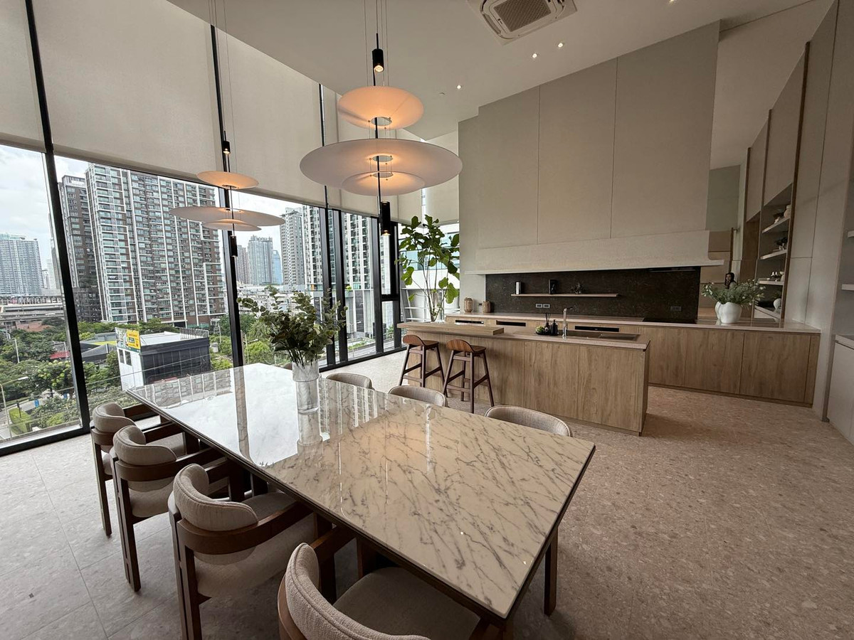 For RentCondoRama9, Petchburi, RCA : Nue District R9 -2BR✨37,000/Month✨Corner room