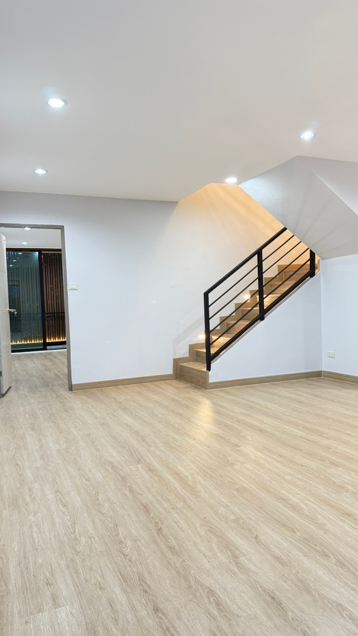 For SaleHome OfficeNawamin, Ramindra : Home office for sale, 3 floors, Raminthra, Khubon 27