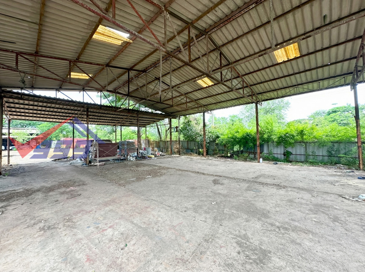 For SaleLandMin Buri, Romklao : Land for Sale with Structures on Suwinthawong Road 2 Rai Near Court of Justice