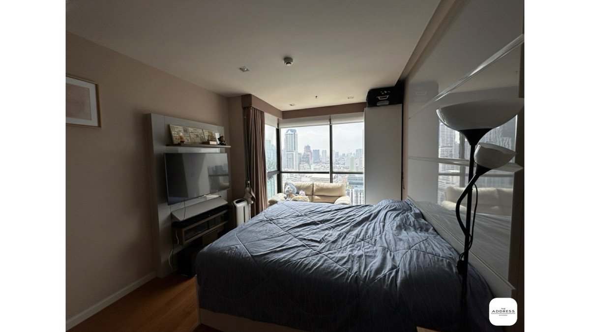 For SaleCondoSathorn, Narathiwat : For Sale: The Address Sathorn 12 🏢 – Near BTS Saint Louis 🚇, City View 🌆, Close to Bangkok Christian College 🎓. Great price 💰, negotiable ✨.